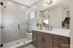 13023 Lucy Pk Ln, Charlotte, NC 28277 - Photo 33