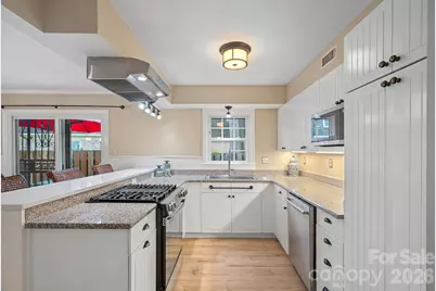 3520 Colony Road #I, Charlotte, NC 28211 - Photo 9