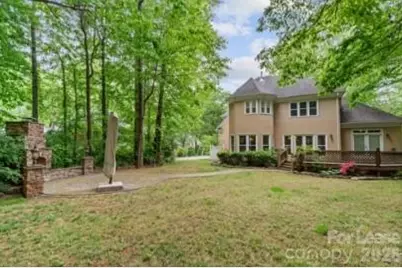 3833 Denmeade Drive, Charlotte, NC 28269 - Photo 5