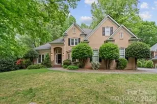 3833 Denmeade Dr, Charlotte, NC 28269 - Photo 3
