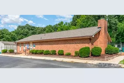 4824 Farm Pond Lane, Charlotte, NC 28212 - Photo 11