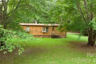 1330 Rosehill Dr, Lincolnton, NC 28092 - Photo 1