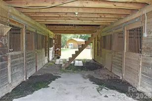 1330 Rosehill Dr, Lincolnton, NC 28092 - Photo 17
