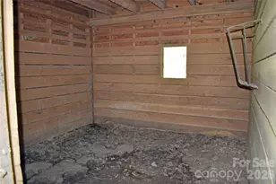 1330 Rosehill Dr, Lincolnton, NC 28092 - Photo 19