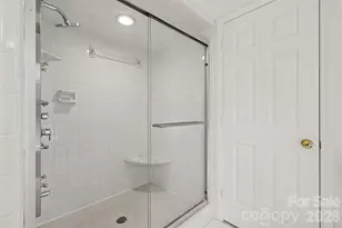 5301 Morrowick Rd, Charlotte, NC 28226 - Photo 15