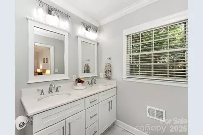 1324 Redcoat Drive, Charlotte, NC 28211 - Photo 23