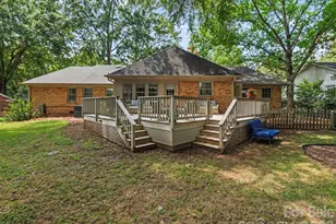 1324 Redcoat Dr, Charlotte, NC 28211 - Photo 37
