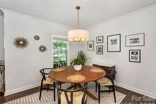 1324 Redcoat Dr, Charlotte, NC 28211 - Photo 7