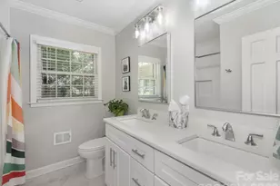 1324 Redcoat Dr, Charlotte, NC 28211 - Photo 27