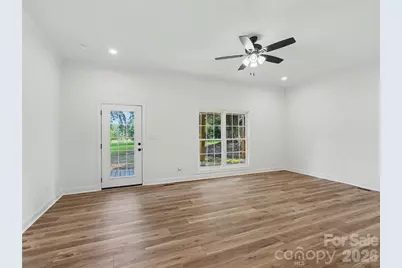 410 E 16th Street, Kannapolis, NC 28083 - Photo 11