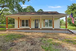 410 E 16th St, Kannapolis, NC 28083 - Photo 1