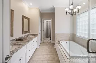 1746 30th Ave Dr NE, Hickory, NC 28601 - Photo 25