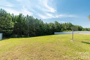 6407 Hunting Creek Rd, Lancaster, SC 29720 - Photo 29