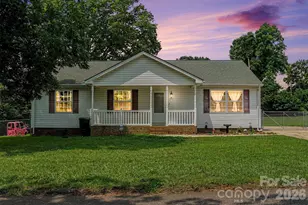 409 Baker St, Kings Mountain, NC 28086 - Photo 1