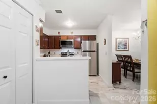 4816 Spring Lake Rd, Charlotte, NC 28212 - Photo 11
