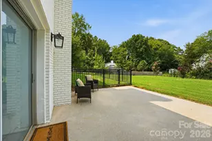 19924 Floral Ln, Cornelius, NC 28031 - Photo 35