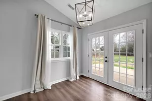 6724 Woodwedge Dr, Charlotte, NC 28227 - Photo 9