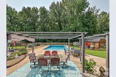 8812 Crestwood Drive, Mount Pleasant, NC 28124 - Photo 29