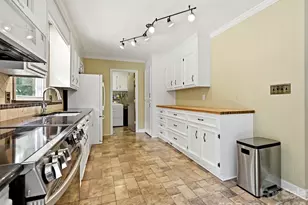 8812 Crestwood Dr, Mount Pleasant, NC 28124 - Photo 15