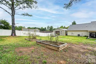208 Enid St, Lawndale, NC 28090 - Photo 41