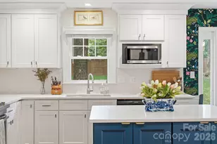 718 Ashmeade Rd, Charlotte, NC 28211 - Photo 5
