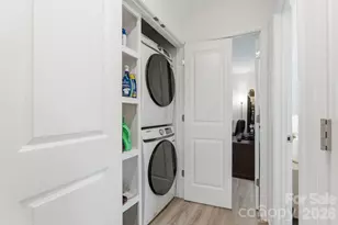 2639 Englehardt St, Charlotte, NC 28216 - Photo 13