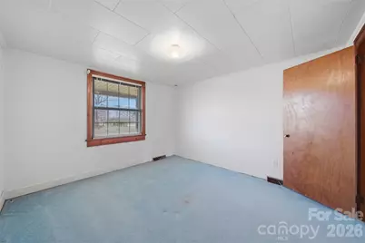 2421 35th Street Court NE, Hickory, NC 28601 - Photo 19