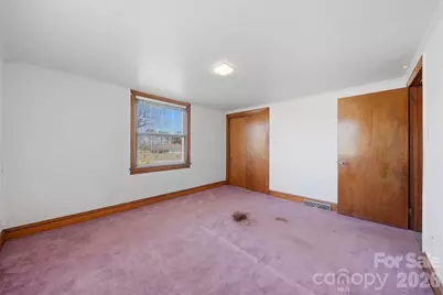 2421 35th Street Court NE, Hickory, NC 28601 - Photo 25