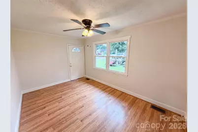 1521 Herrin Avenue, Charlotte, NC 28205 - Photo 9