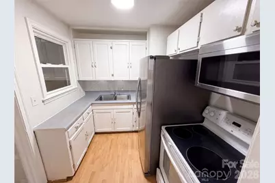 1521 Herrin Avenue, Charlotte, NC 28205 - Photo 11