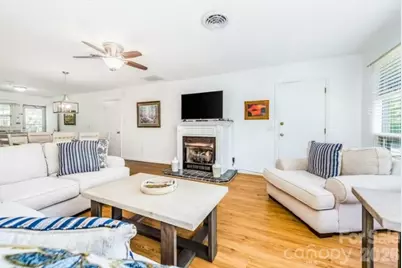 1150 W Blue Ridge Road #220, Flat Rock, NC 28731 - Photo 5