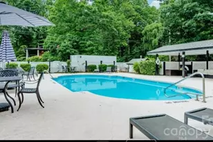 1150 W Blue Ridge Rd, Flat Rock, NC 28731 - Photo 3