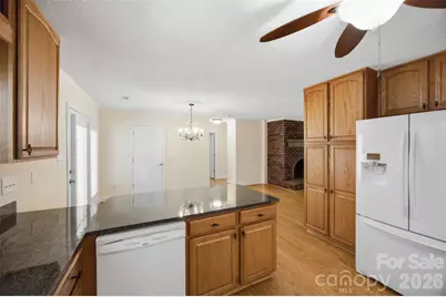 125 Shady Bluff Drive, Gastonia, NC 28052 - Photo 9