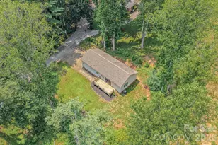 17 Berry Hill Rd, Asheville, NC 28806 - Photo 5
