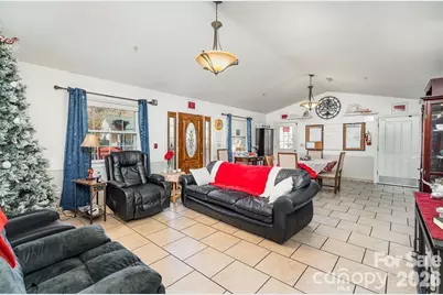 2415 A,B & 2441 S Center Street, Hickory, NC 28602 - Photo 15