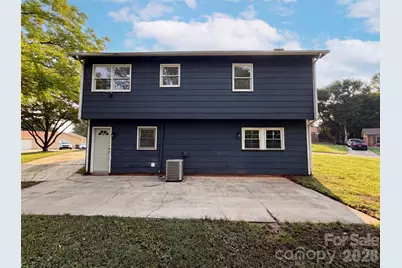 5601 Beaconsfield Road, Charlotte, NC 28214 - Photo 5