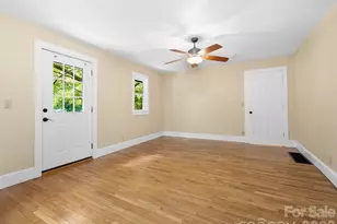 57 Dale St, Asheville, NC 28806 - Photo 15