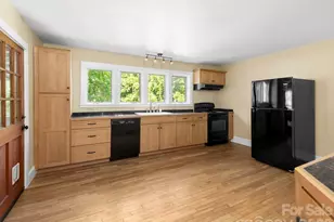 57 Dale St, Asheville, NC 28806 - Photo 9
