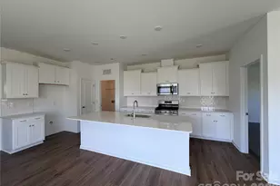 2075 Morning Gold Dr, Maiden, NC 28650 - Photo 3