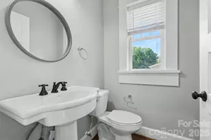 303 Sylvania Ave, Charlotte, NC 28206 - Photo 17