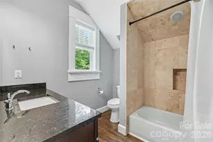 303 Sylvania Ave, Charlotte, NC 28206 - Photo 21