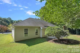 7219 Oxford Hunt Dr, Stanley, NC 28164 - Photo 23