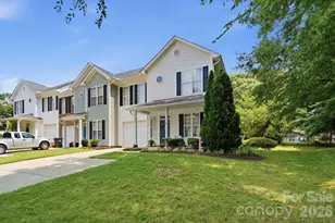 702 Torrey Pines Ln, Fort Mill, SC 29715 - Photo 3