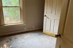 402 Lincoln St, Belmont, NC 28012 - Photo 9