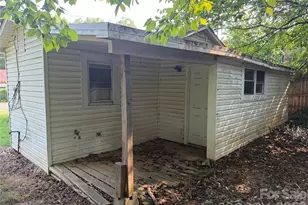 402 Lincoln St, Belmont, NC 28012 - Photo 5