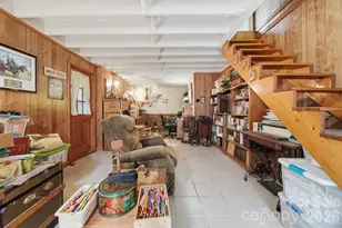 7180 Valley View Dr, Newland, NC 28657 - Photo 17