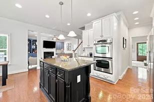 6333 Kennard Dr, Charlotte, NC 28216 - Photo 7