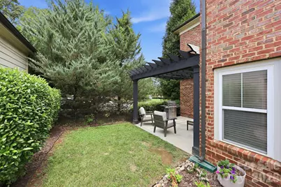 6333 Kennard Drive, Charlotte, NC 28216 - Photo 37