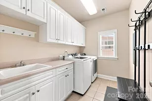 6333 Kennard Dr, Charlotte, NC 28216 - Photo 33