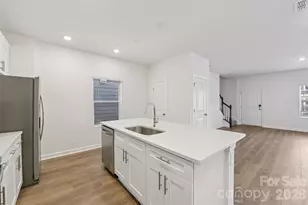 4328 Tintagel Ln, Gastonia, NC 28056 - Photo 5
